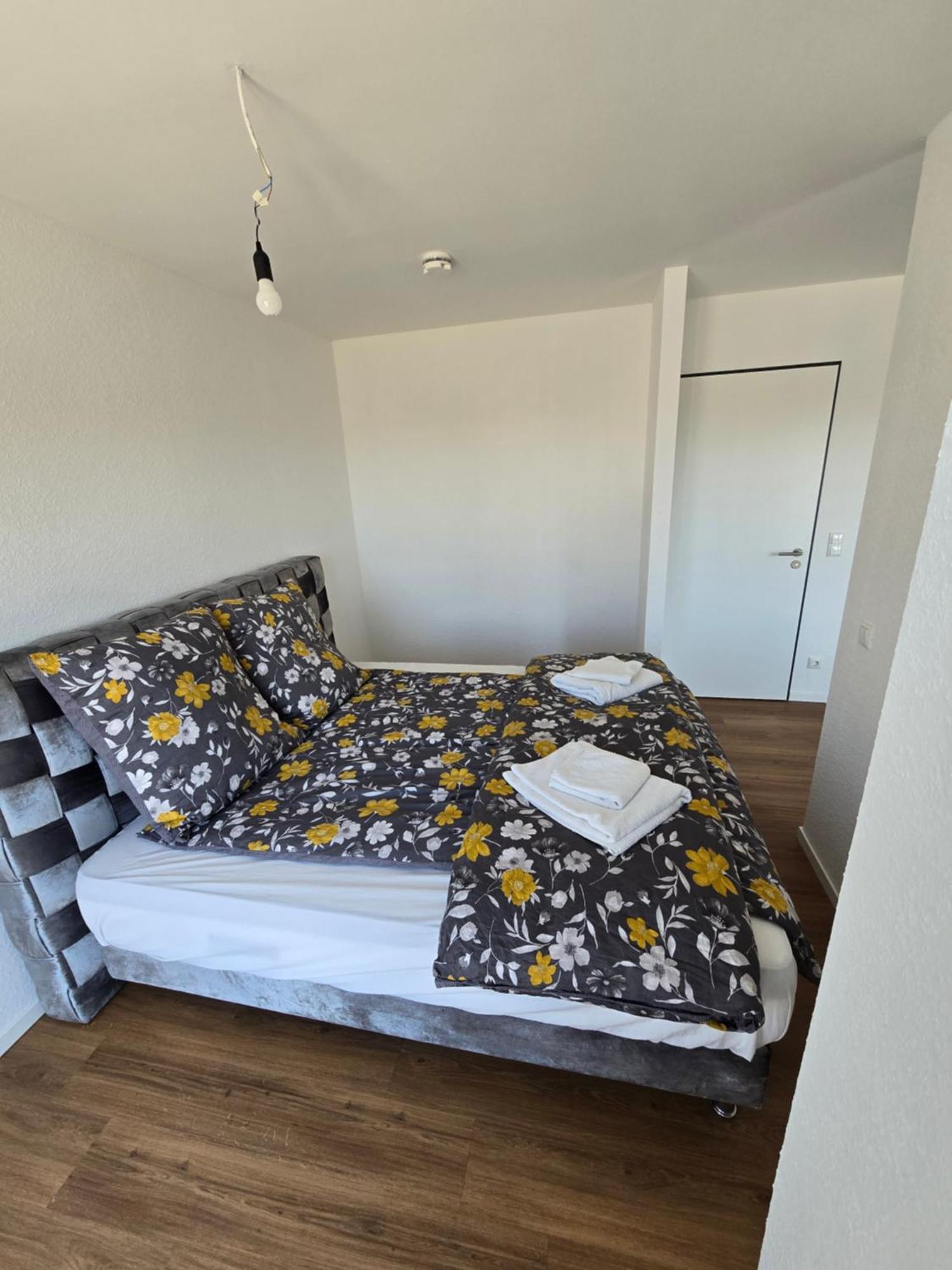 Apartment Stilvolle Neubauwohnung Mit Balkon&wlan